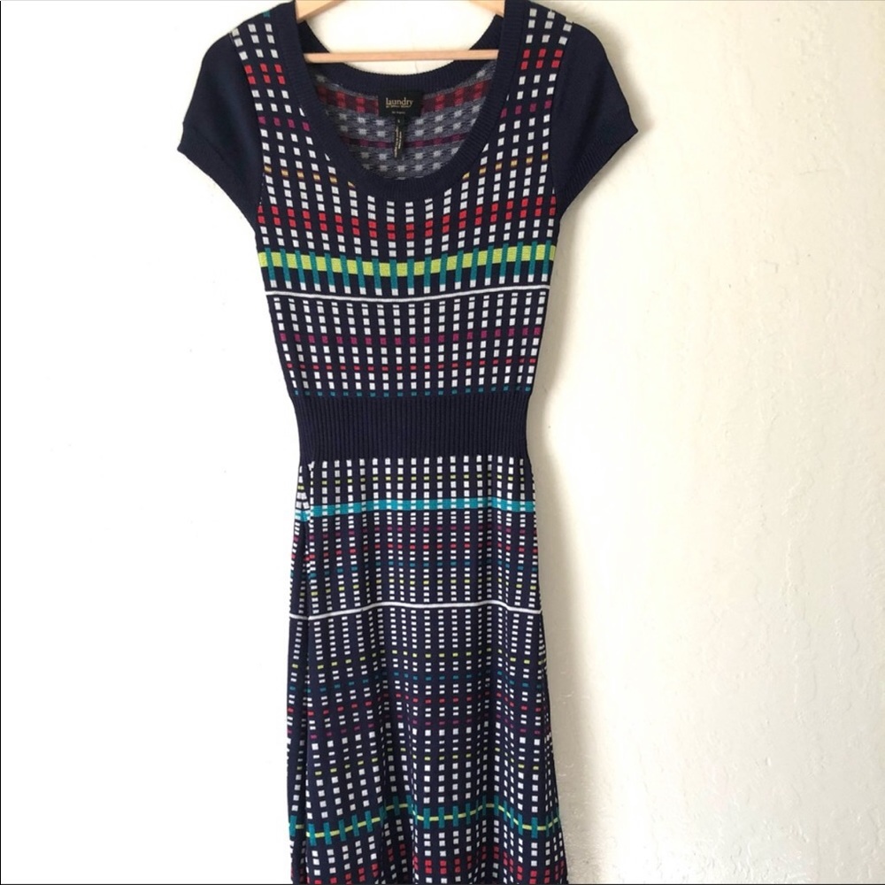 Laundry by Shelli Segal multi colored form fitting  knit dress in size Small